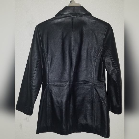 Leather jacket - Picture 2 of 3